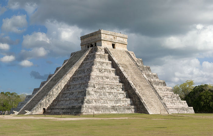 Пирамида Кукулькана. Фото: Fcb981/wikipedia.org/CC BY-SA 3.0