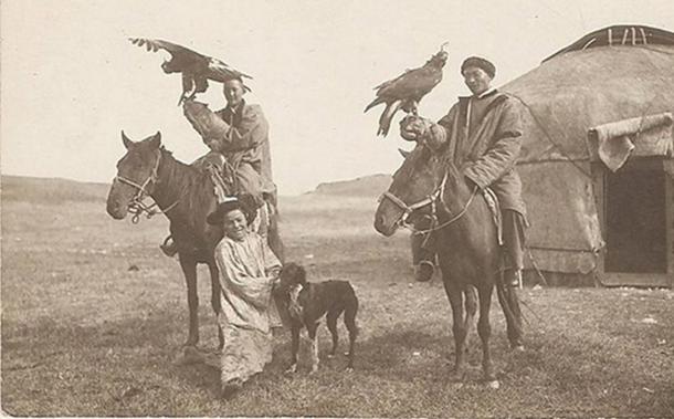 Kazakh-eagle-hunters.jpg