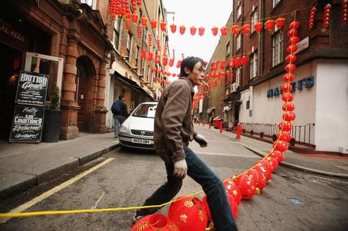 Фотообзор: В Британии готовятся к китайскому Новому Году