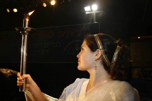 Всемирная Эстафета Факела в защиту прав человека прибыла в Израиль