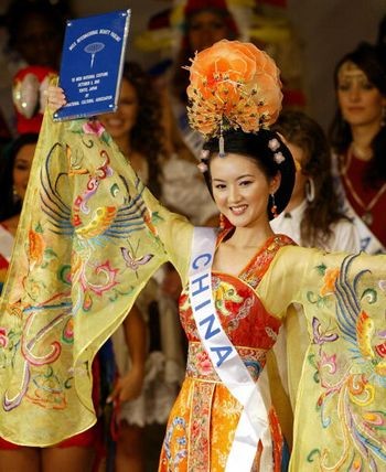 Фотообзор: Великолепие китайского традиционного женского наряда