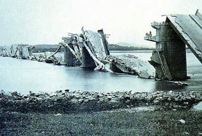 После землетрясения в Таньшане. 1976 год. Фото с aboluowang.com