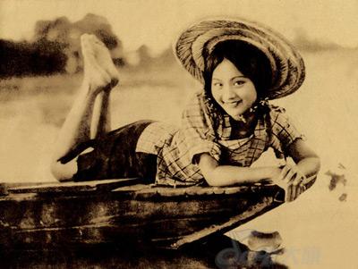 Простота и изысканность девушек периода Китайской республики