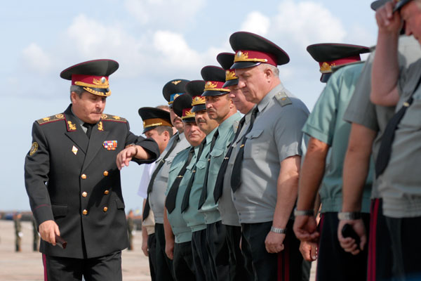 Украинские войска готовятся к параду в День Независимости. Фото: Владимир Бородин/Великая Эпоха