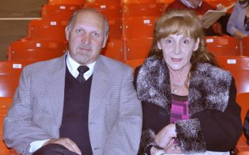 Бизнесмен мистер Лоусон с супругой, архитектором миссис Рубинфельд в пятницу вечером на представлении Shen Yun. Фото:  Великая Эпоха