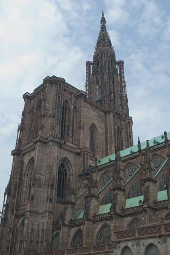 Страсбург. Нотр-Дам. Башня северного портала. Фото: Лора ЛАРСИА/Великая Эпоха 