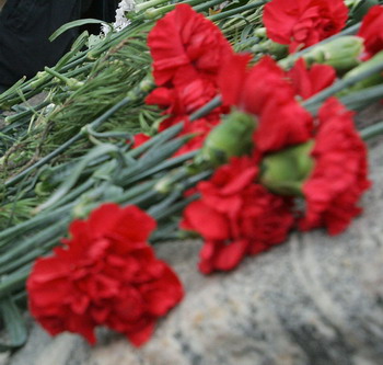 К могилам великих русских государственников В. Путин возложил цветы