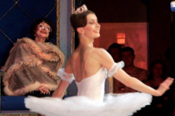 Мир потерял великую балерину - Екатерину Максимову. Фото: DMITRY KOSTYUKOV /AFP /Getty Images