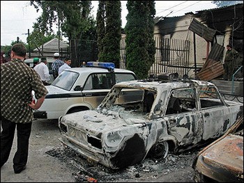 Три взрыва прогремели в Урусмартановском районе Чечни. Погибли двое, ранены - 5
