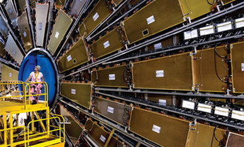 Магниты Большого адронного коллайдера утратили память