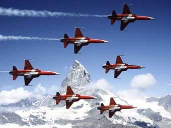Истребители ВВС Швейцарии. Фото с defpro.com