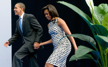В России М. Обаму, как первую леди США, приняли прохладно, но радушно - как почетного огородника