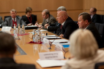 Всероссийский съезд саморегулируемых организаций (СРО) в Москве, проходивший 10 ноября 2009 года. Фото: С сайта gap-sro.ru