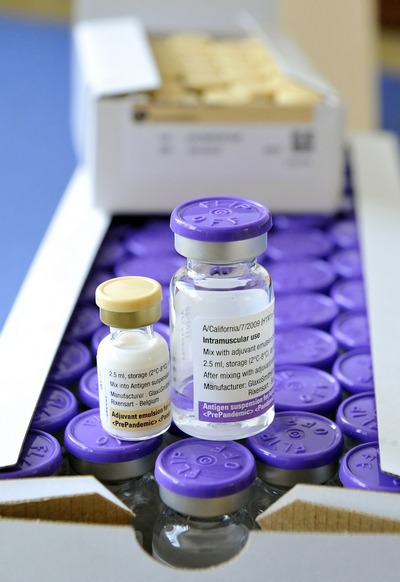 Прививки от гриппа. Фото:  FRED TANNEAU/AFP/Getty Images