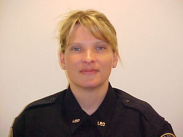Полицейский Лейквуда Тина Грисуолд (Tina Griswold), которая была убита 29 ноября 2009 наряду с тремя другими Лейквудскими полицейскими. Фото: Stephen Brashear/Getty Images