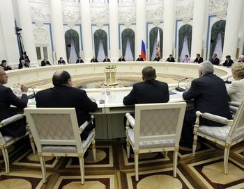 Встреча с советом Федерации в Кремле. Фото: MISHA JAPARIDZE/AFP/Getty Images