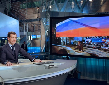 Сотрудники "Пятого канала" просят помощи у Медведева сохранить главный телевизионный ресурс