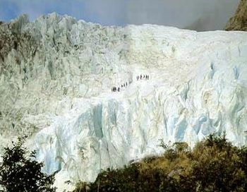 Ледник Тасманский расположен на самой высокой горе в Новой Зеландии – горе Кука. Фото: club.by-svet.com