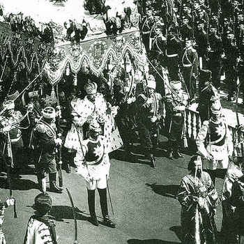 Коронация императора Николая II в1896г. Кавалергард (на переднем плане) – Карл Маннергейм. Фото: world-of-tank.com.na