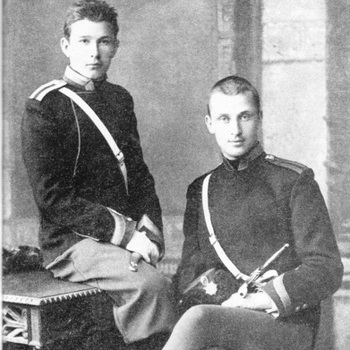 Карл Маннергейм (справа) в Николаевском училище. Фото: world-of-tank.com.na