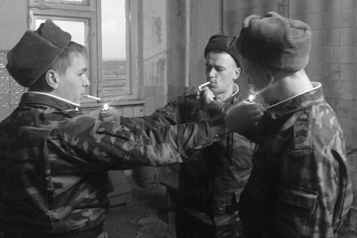Сигареты в армии будут исключены из норм довольствия. Фото с сайта focusgoroda.ru