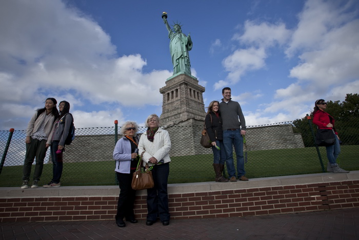 Национальные памятники США откроют для посетителей. Статуя Свободы- главный символ страны. Фото: Kena Betancur/Getty Images