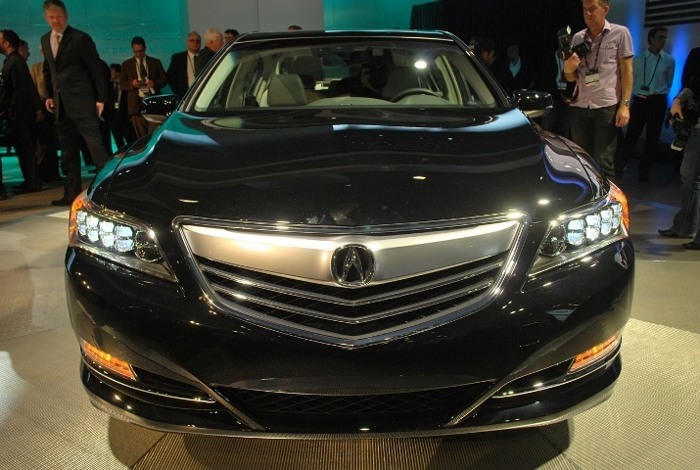 Acura представила флагманский седан RLX