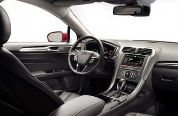 Скромные доводы в пользу седана и обзор Ford Fusion 2013