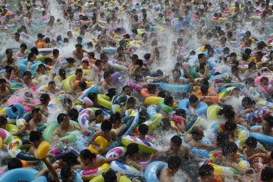В Китае стоит аномальная жара. Фоторепортаж