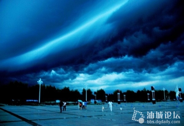 Необычные картины неба на северо-востоке Китая. Фоторепортаж
