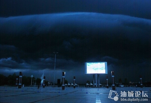 Необычные картины неба на северо-востоке Китая. Фоторепортаж