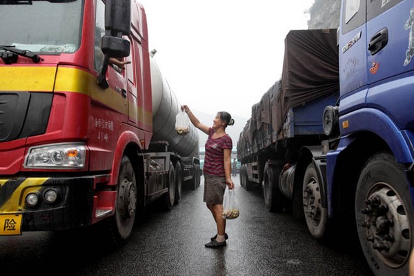 Автомобильная пробка в Китае растянулась на 260 километров