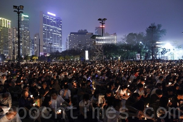 В автономных районах Китая прошли акции памяти погибших в КНР студентов-демократов. Фотообзор