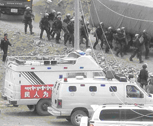 В Китае тибетских школьников приговорили к сроку заключения за участие в протесте