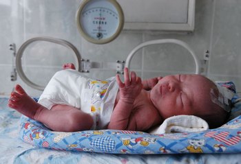 Учёные доказали ошибочность политики ограничения рождаемости в КНР. Фото: PETER PARKS/AFP/Getty Images