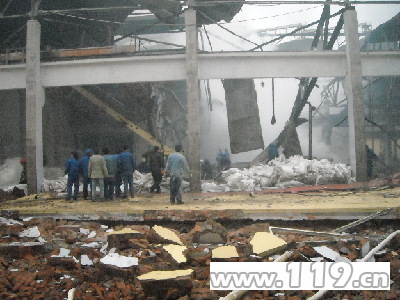На китайском заводе произошёл взрыв, погибло 13 человек