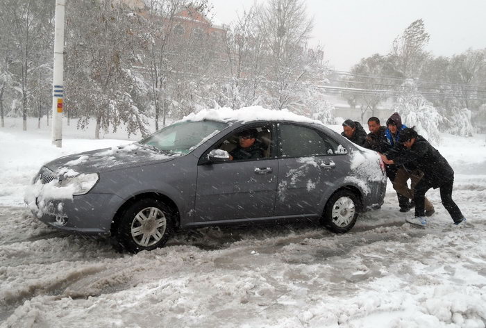 На Пекин обрушилась зима