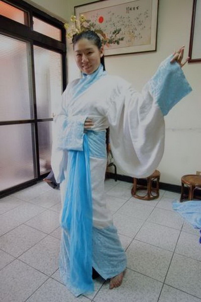 Ли Юйчи создала модель традиционного китайского костюма Ханьфу. Фото: Су Чжаожун/Великая Эпоха