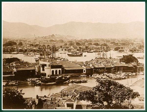 Остров Чжунчжоу на реке Миньцзян. Город Фучжоу. 1860 год. Фото: Теодор Джонс