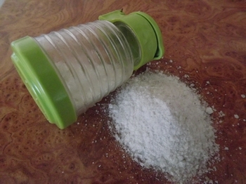 В Китае в розницу попали тысячи тонн соли, сделанной из отходов ядохимикатов. Фото: The Epoch Times