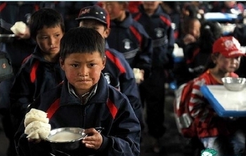 В Китае голодают миллионы детей