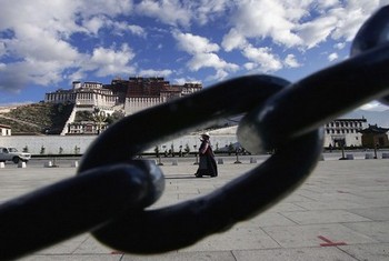 Новая политика Пекина может усилить напряжение в Тибете. Фото: China Photos/Getty Images