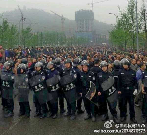 Народная информация о протестах в Чунцине отличается от официальной