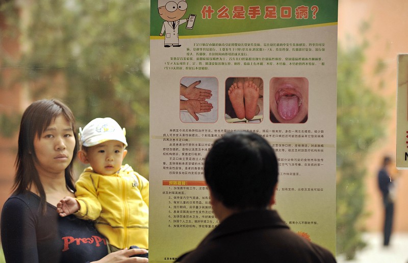 Кишечный вирус унёс жизни сотен детей в Китае