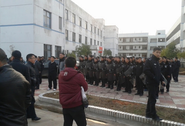 Кровавое столкновение крестьян с полицией произошло в Китае