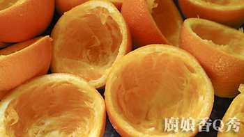 В Китае продают кожуру мандаринов, а мякоть выбрасывают