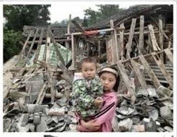 Пострадавшие от землетрясения в Китае нуждаются в помощи