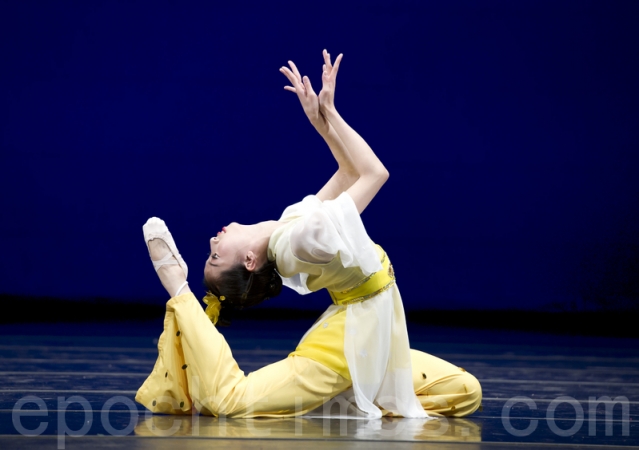 Фотографии с прошлых конкурсов китайского танца, организованных телеканалом NTD. Фото: The Epoch Times