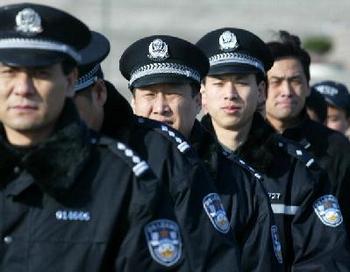 Китай превратился в полицейское государство, но уровень преступности в стране неуклонно растёт. Фото: AFP/Getty Images