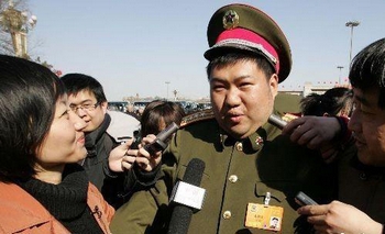 Мао Синьюй внук Мао Цзэдуна, самый молодой генерал в КНР. Фото с epochtimes.com